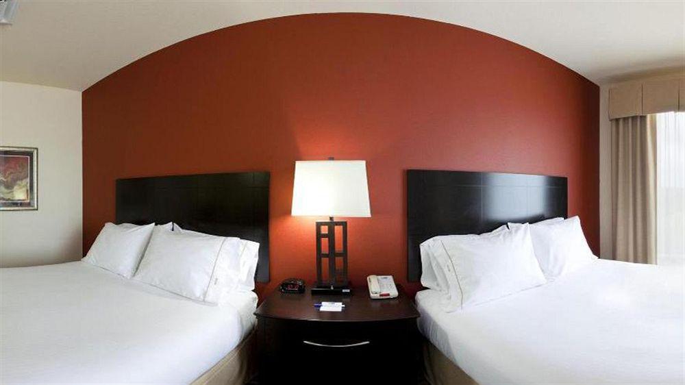 Holiday Inn Express & Suites Oklahoma City Nw - Quail Springs, An Ihg Hotel Εξωτερικό φωτογραφία