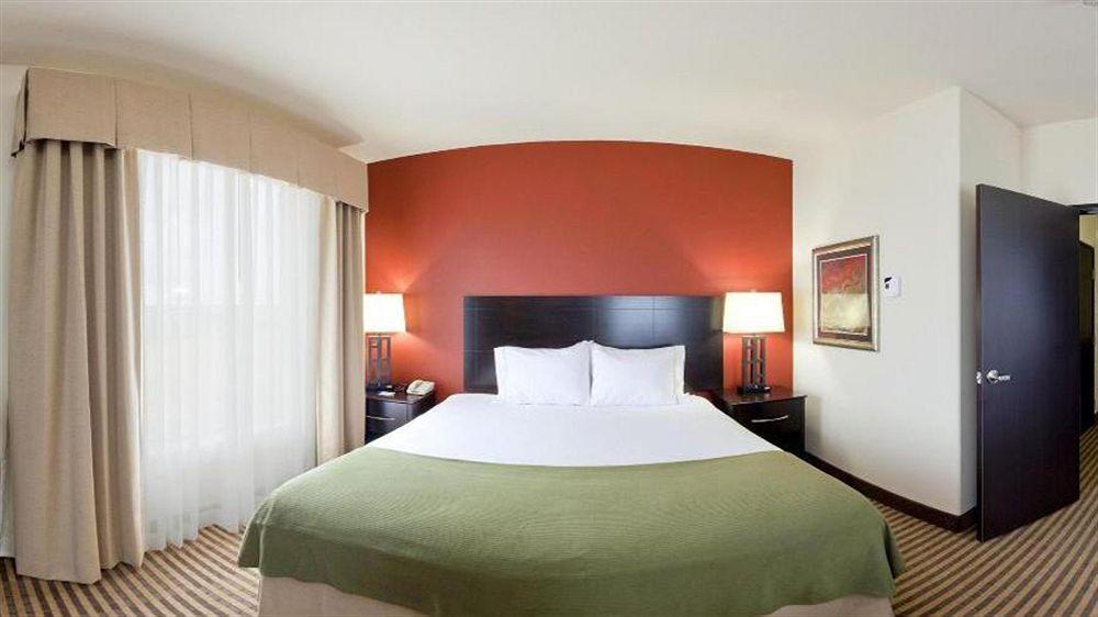 Holiday Inn Express & Suites Oklahoma City Nw - Quail Springs, An Ihg Hotel Εξωτερικό φωτογραφία