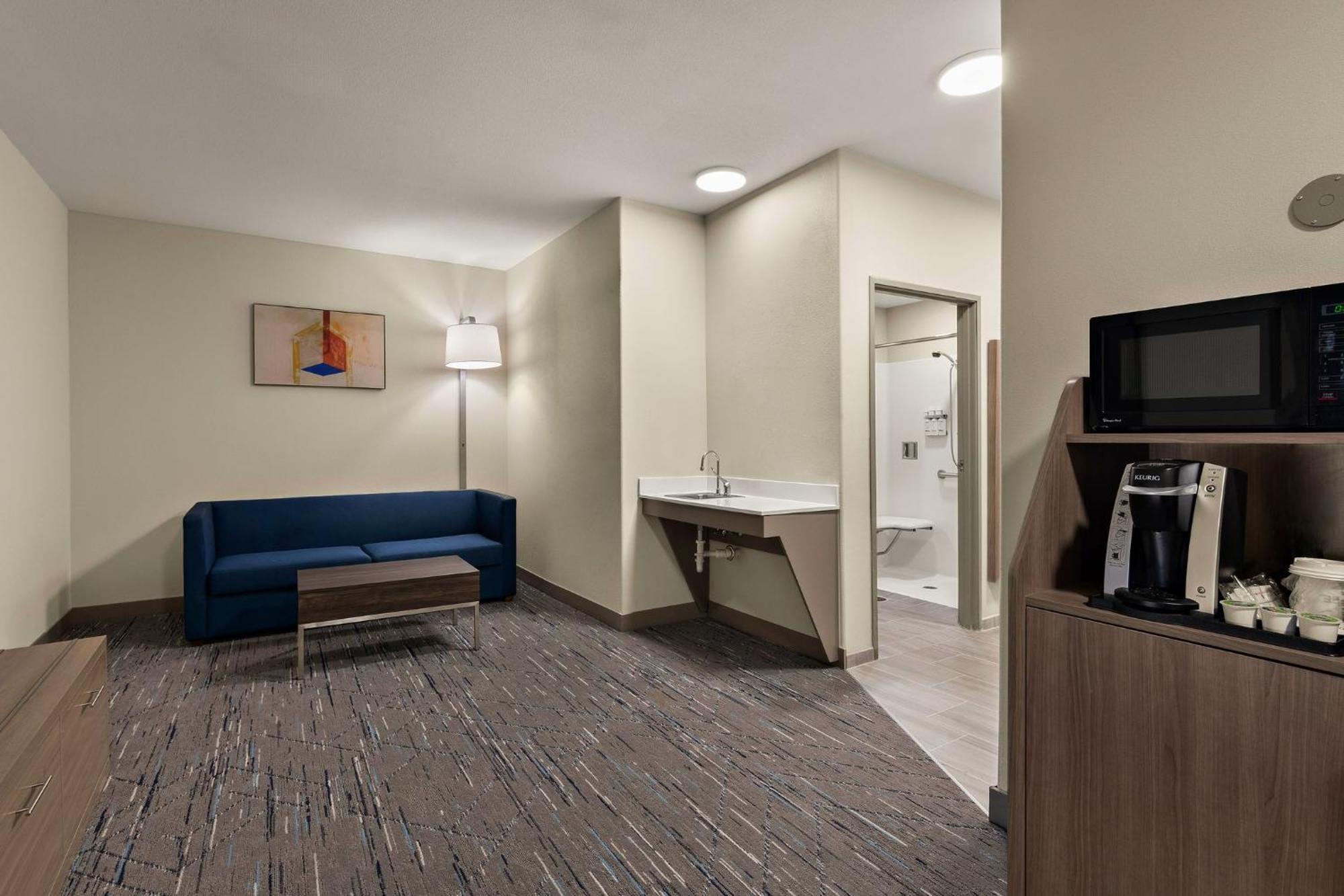 Holiday Inn Express & Suites Oklahoma City Nw - Quail Springs, An Ihg Hotel Εξωτερικό φωτογραφία