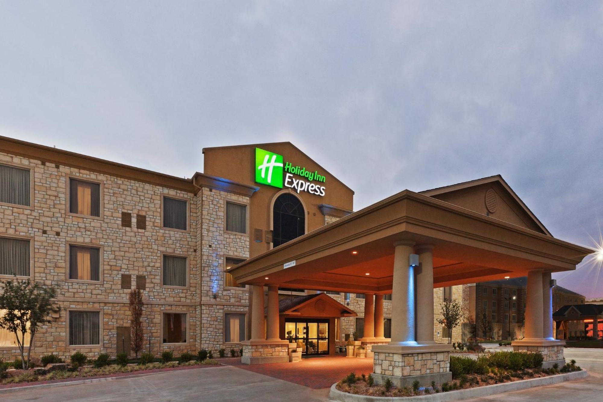 Holiday Inn Express & Suites Oklahoma City Nw - Quail Springs, An Ihg Hotel Εξωτερικό φωτογραφία