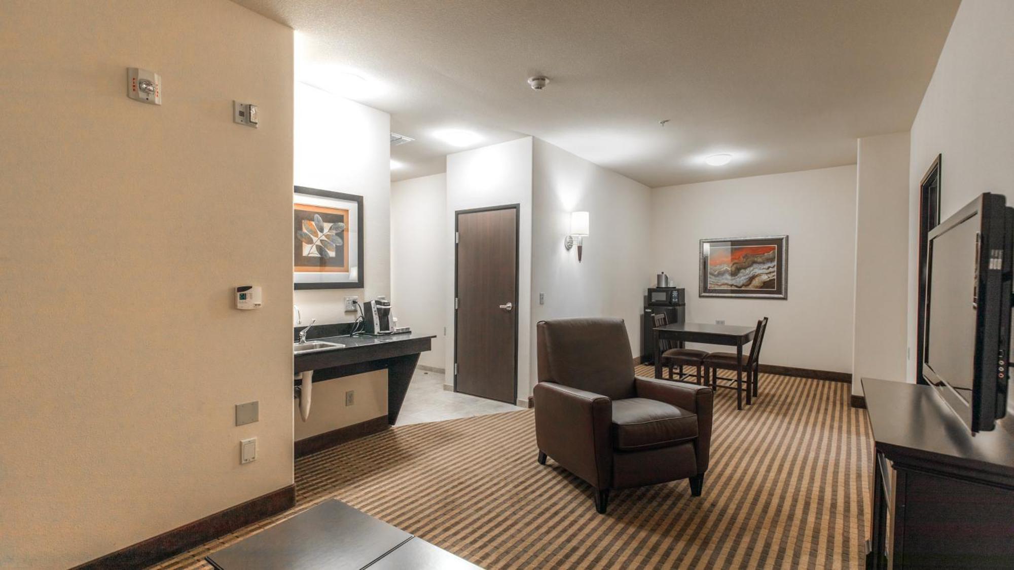 Holiday Inn Express & Suites Oklahoma City Nw - Quail Springs, An Ihg Hotel Εξωτερικό φωτογραφία